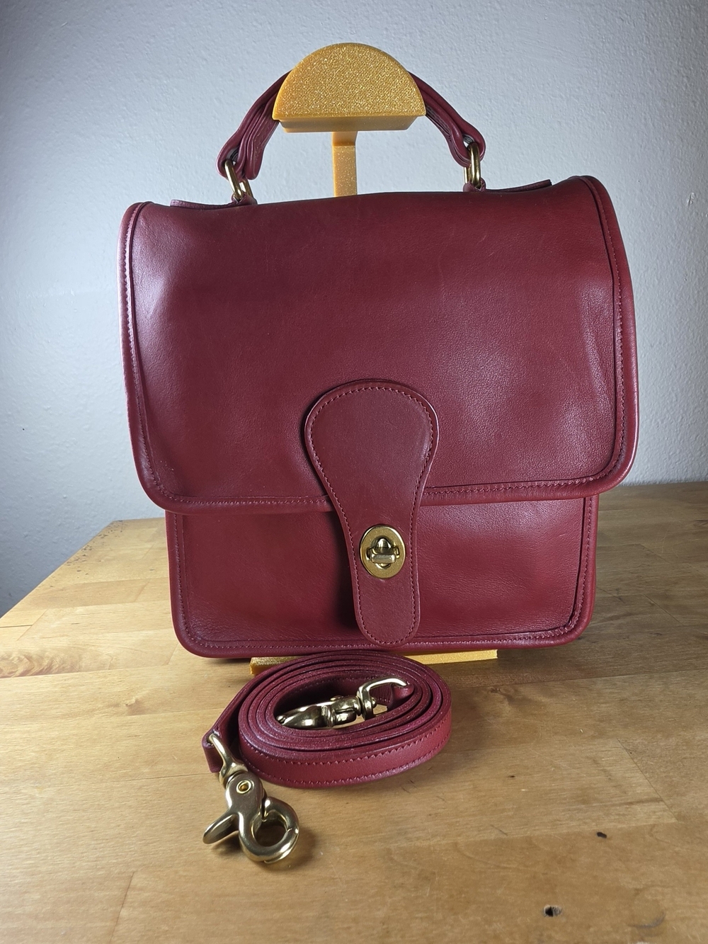 Vintage Coach Station Bag 5130 Red Leather 1996 USA Crossbody Hang Tag Strap